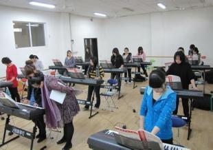 【(1图)北京最好的声乐学校 中音艺校美声培训】- 北京列举网